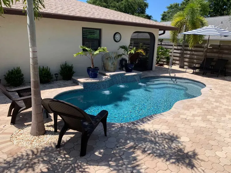Latham Aruba fiberglass pool – photo 3