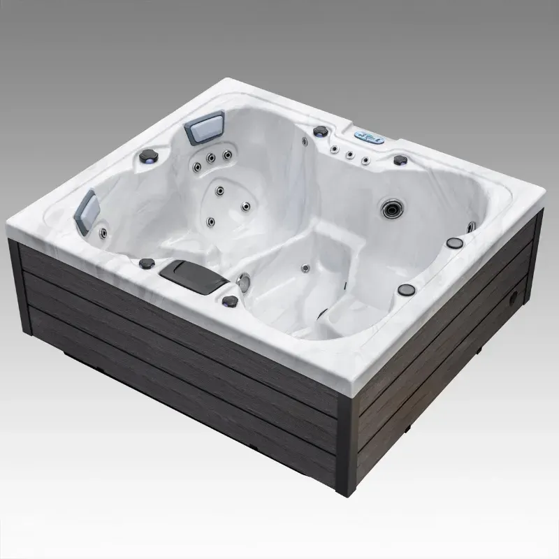 Icelandic Aurora hot tub – photo 1