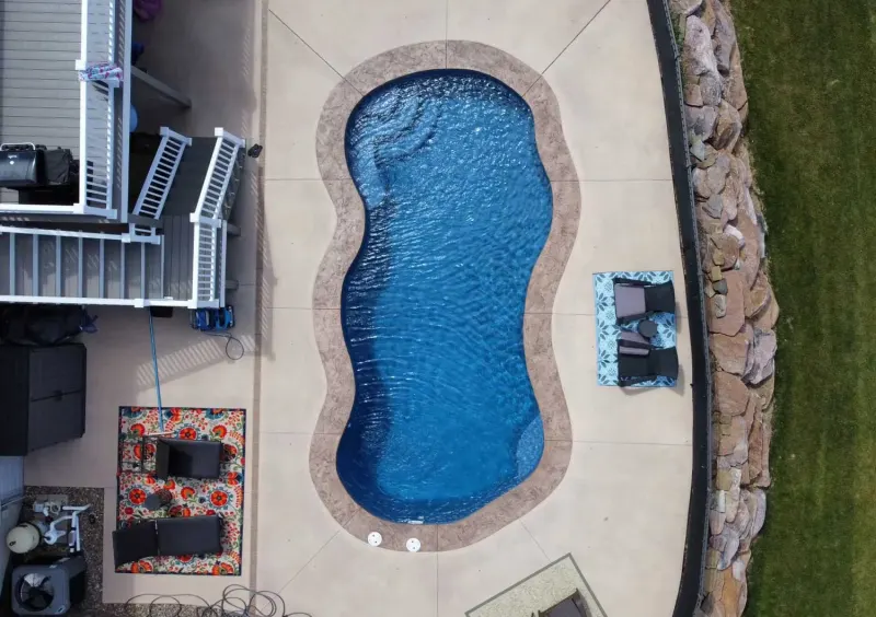 Latham Bay Isle fiberglass pool