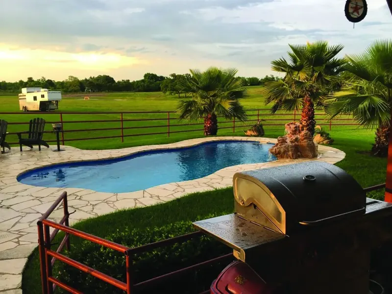 Latham Bermuda 14 fiberglass pool