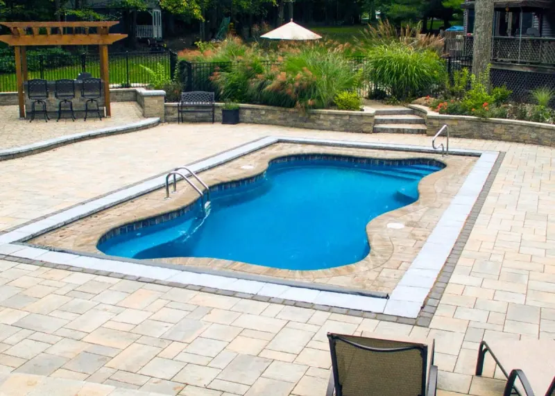 Latham Cape Cod 14 fiberglass pool