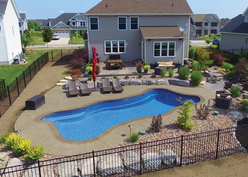 Latham Cape Cod 16 fiberglass pool
