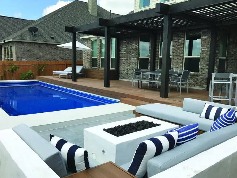 Latham Claremont fiberglass pool