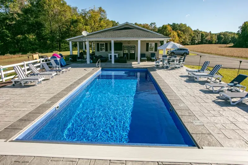 Latham Corinthian 16 fiberglass pool