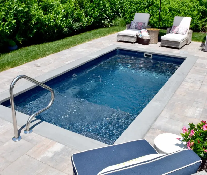 Latham Enchantment 9.17 fiberglass pool