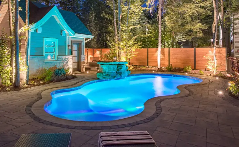 Latham Fiji fiberglass pool