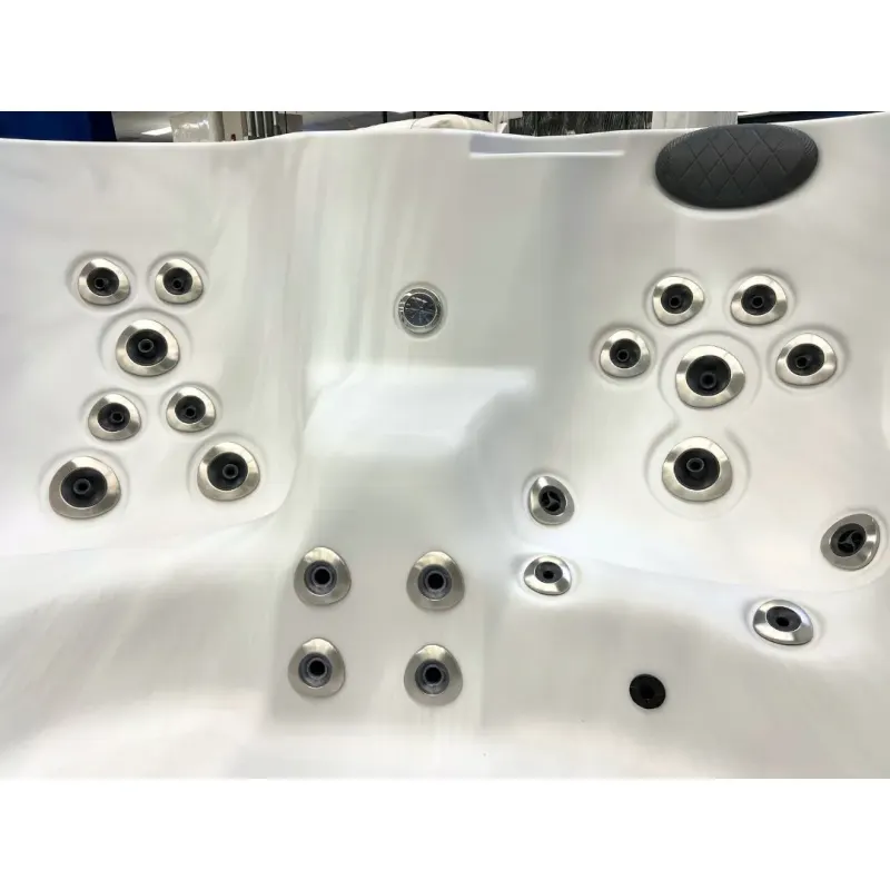 Harmonic H167B hot tub – photo 3