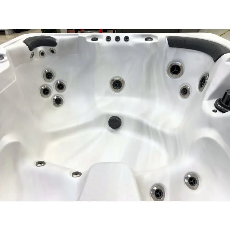 Harmonic H167B hot tub – photo 4