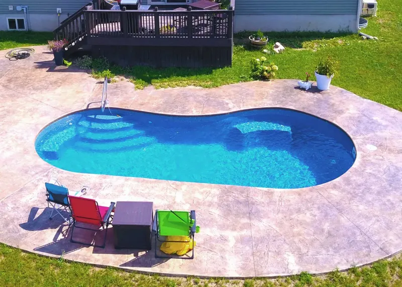 Latham Jamaica 14 fiberglass pool – photo 3