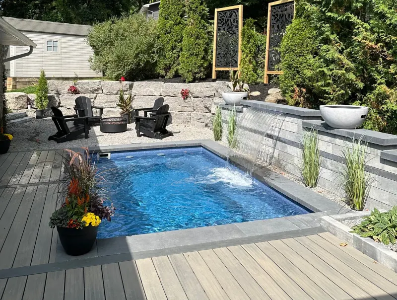 Latham Milan 10.16 fiberglass pool