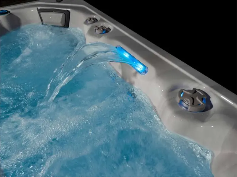 Icelandic Oasis hot tub – photo 4