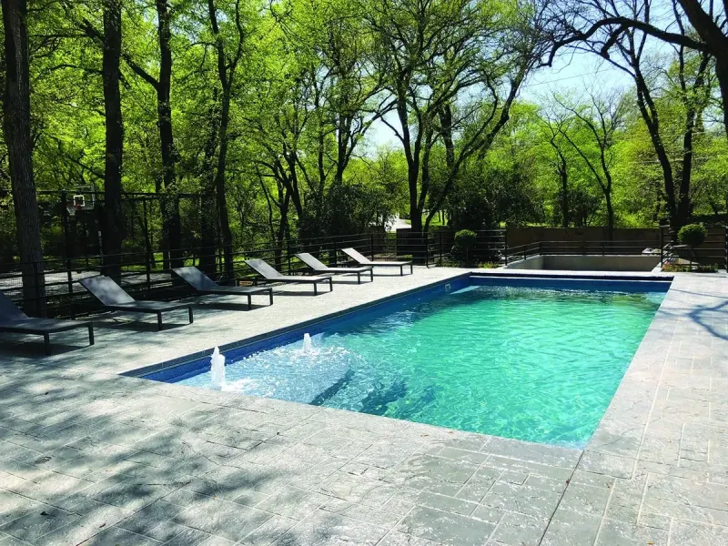 Latham Olympia 16 fiberglass pool