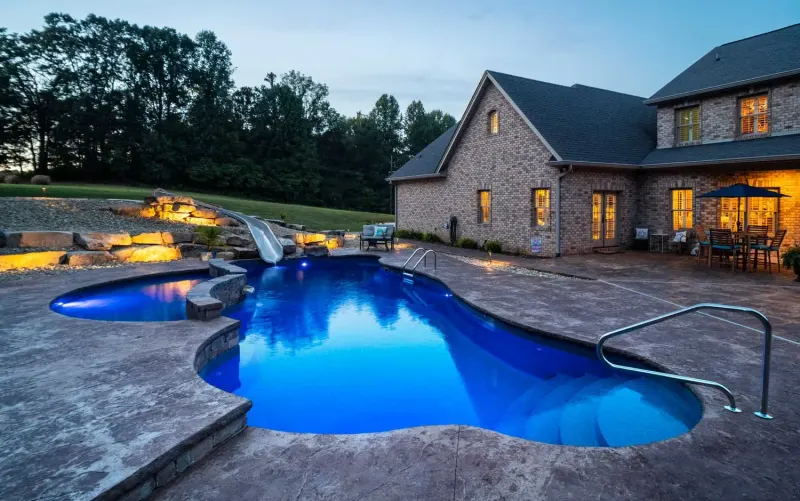 Latham Synergy Grand fiberglass pool – photo 3
